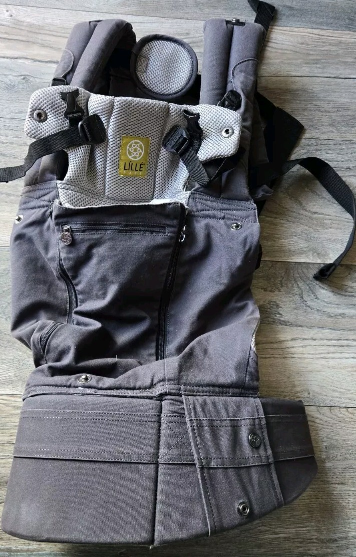 LILLEbaby Airflow Baby Carrier Grey Charcoal Back Lumbar Support