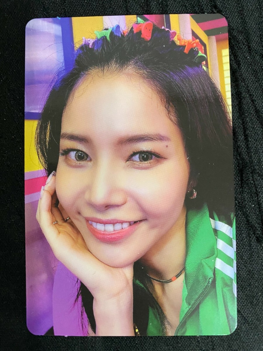 Solar Mamamoo TRAVEL Aya genuine Official Photocard (Tracking