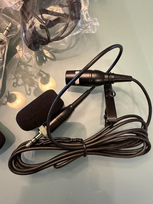 7 lavalier microphones 3.5mm.