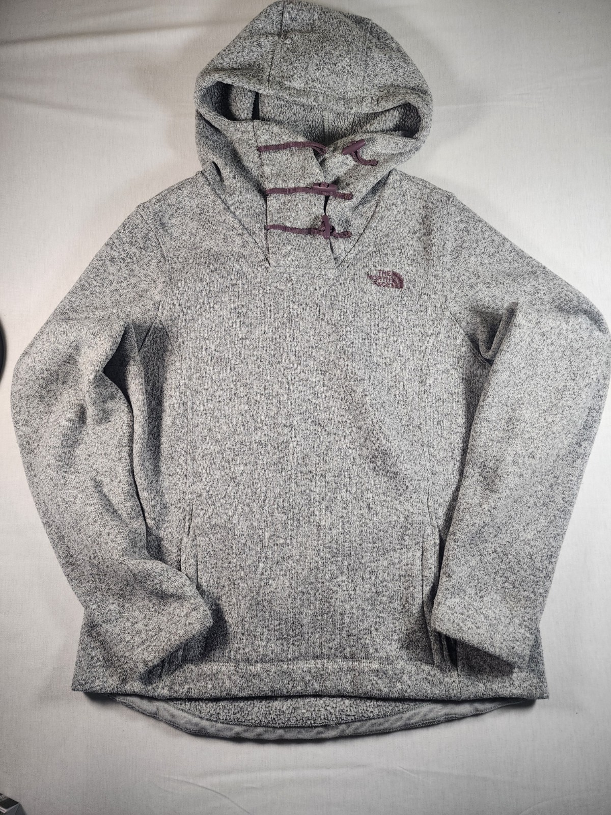 The North Face Women’s Crescent Toggle‑Neck Hooded Pullover – Heather Gray Large