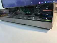 Magnavox VCR VR8525GY01 - Powers on but doesn't work - no remote - read descrip.
