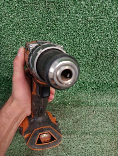 Taladro inalámbrico compacto de iones de litio RIDGID R86008 18V - Solo herramienta, probado - Imagen 4 de 8
