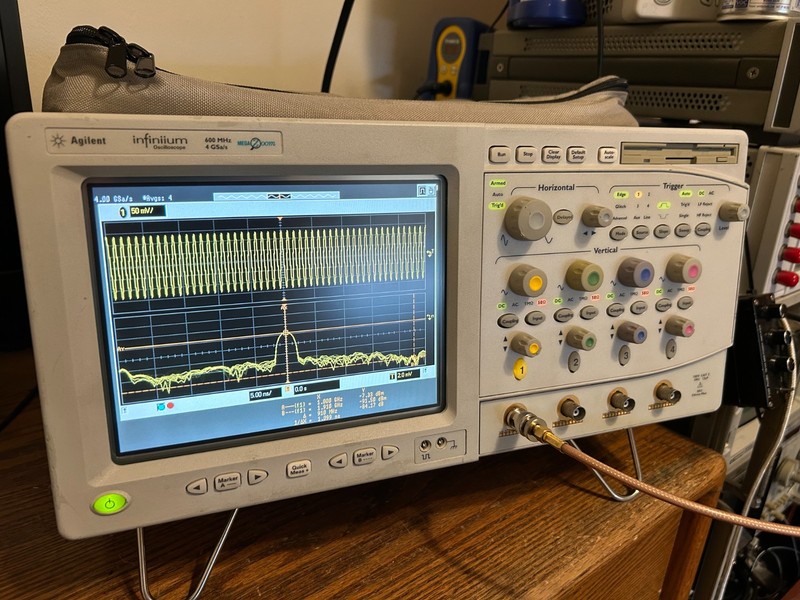 Working Agilent Infiniium 54832B Oscilloscope 4 GSa/s, 1GHz BW, 512MB RAM, SSD