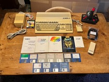 Commodore Amiga 500 Bundle Aggiornamento 1MB RAM - Testato e Funzionante - Alimentatore Deluxe Paint