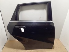 Mercedes-Benz B W246 W242 2015 Hinten rechts Tür hinten SDD41163 Mercedes-Benz B W246 W242 2015 Hinten rechts Tür hinten SDD41163