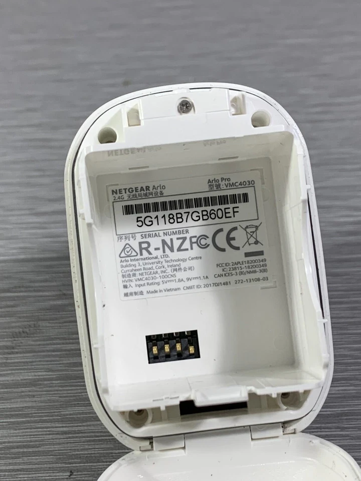 Netgear Arlo VMC4030 Camera *FOR PARTS UNTESTED* - Image 3 of 4