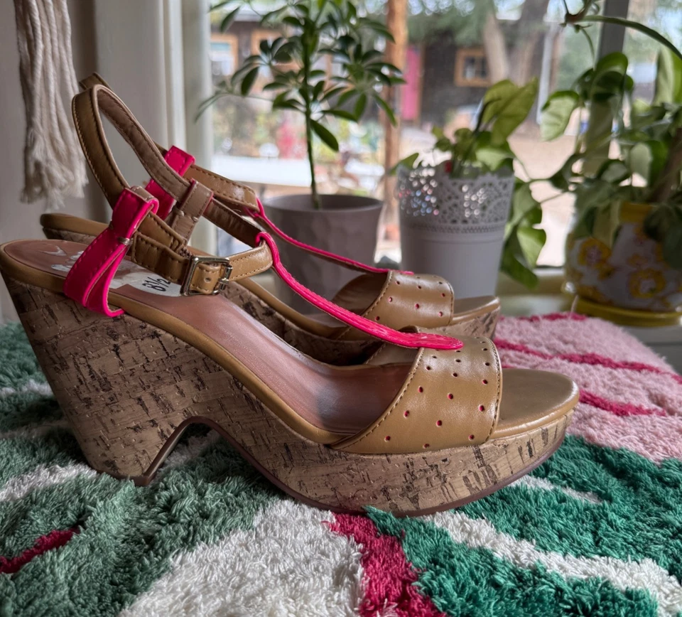 Sbicca Wedge Sandals Womens 8.5 Pink Bonnie Strappy Beach Resort Patent Leather - Image 2 of 4