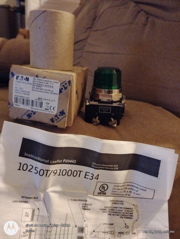 Eaton Cutler-Hammer 10250T181LGP06 30.5mm Green  LED Pilot Light 120VAC.