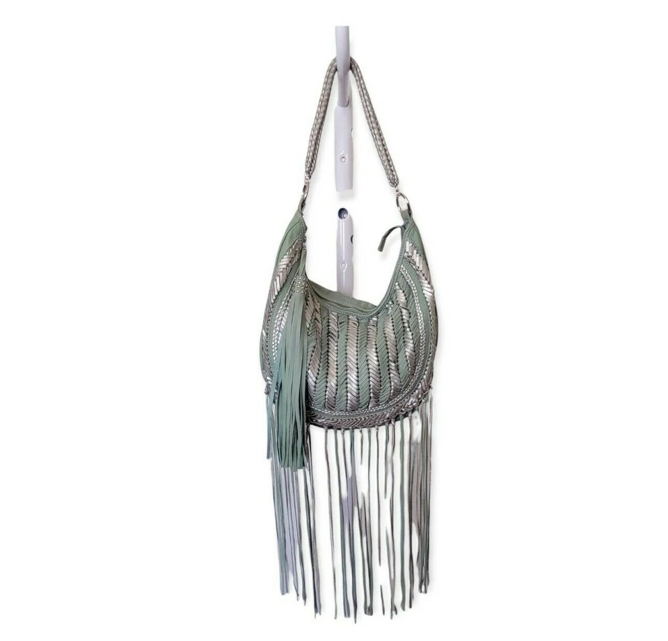 Bolso de hombro River Island Hobo de cuero tejido con flecos con cremallera Foto 4 de 4