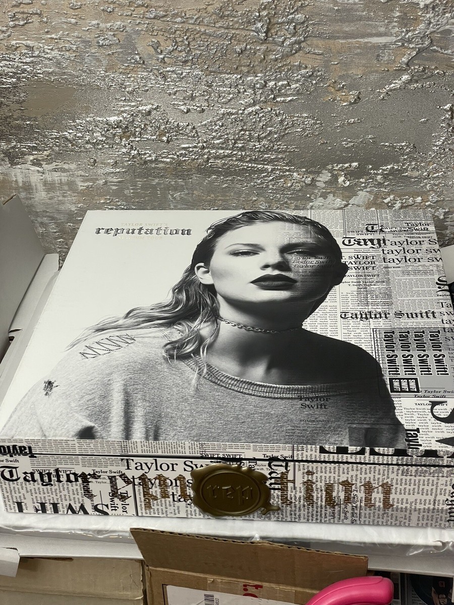Taylor Swift Reputation Stadium Concert Tour VIP Box Taylor Swift Reputation Stadium Concert Tour VIP Box