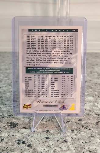 1997 Score | Premiere Club | Brett Favre | #1 | SSP Green Bay Packers - Picture 2 of 2