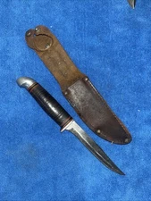 Vintage Kinfolk 330 4 1/2 USA Made Hunting Knife & Leather Belt Sheath Old