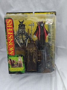 McFarlane Toys Monsters Dracula Playset Collector's Edition Boxed 1997 Sealed