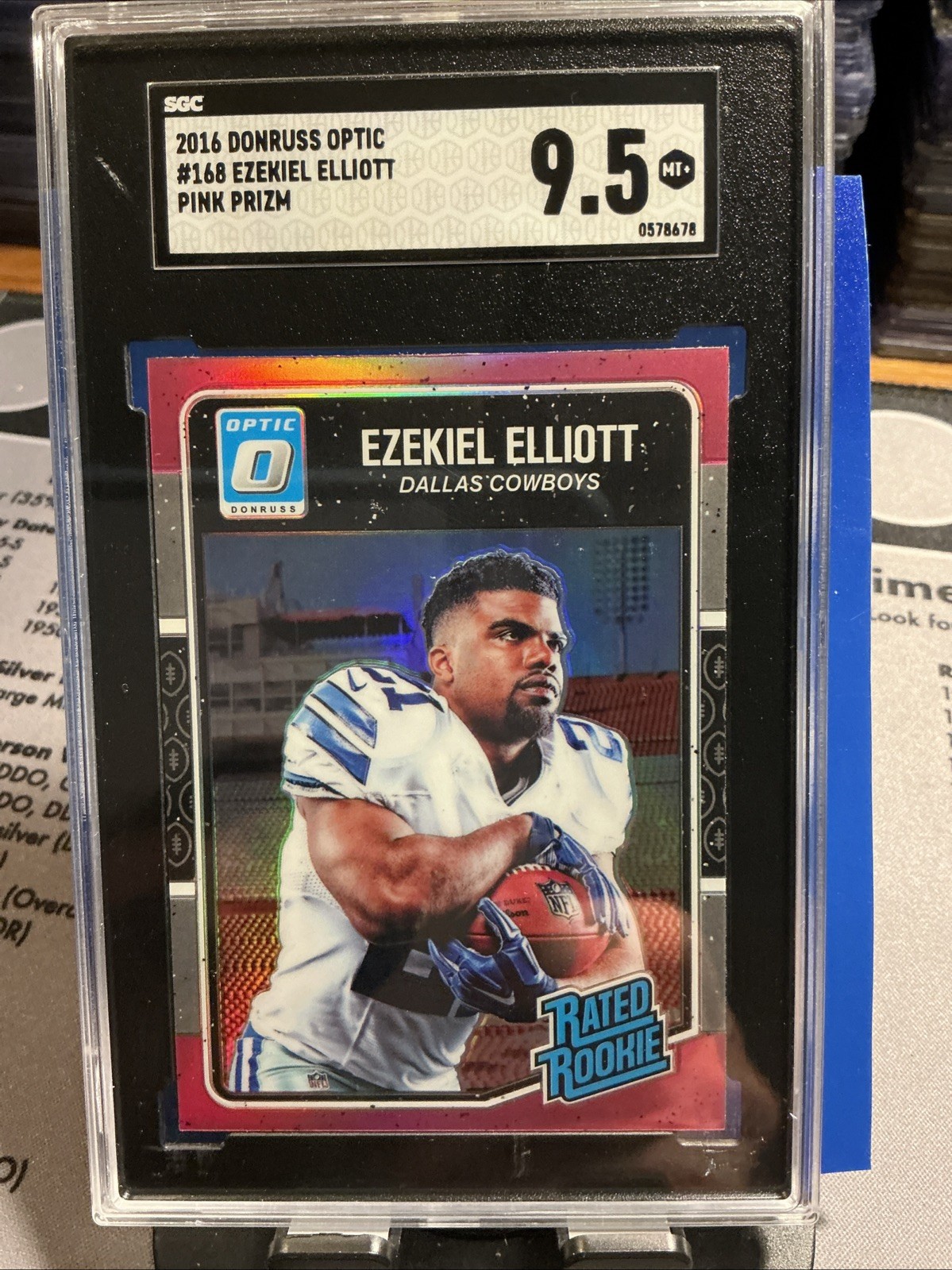 2016 Donruss Optic Ezekiel Elliott Rated Rookie – Pink Prizm SGC 9.5 Mint+