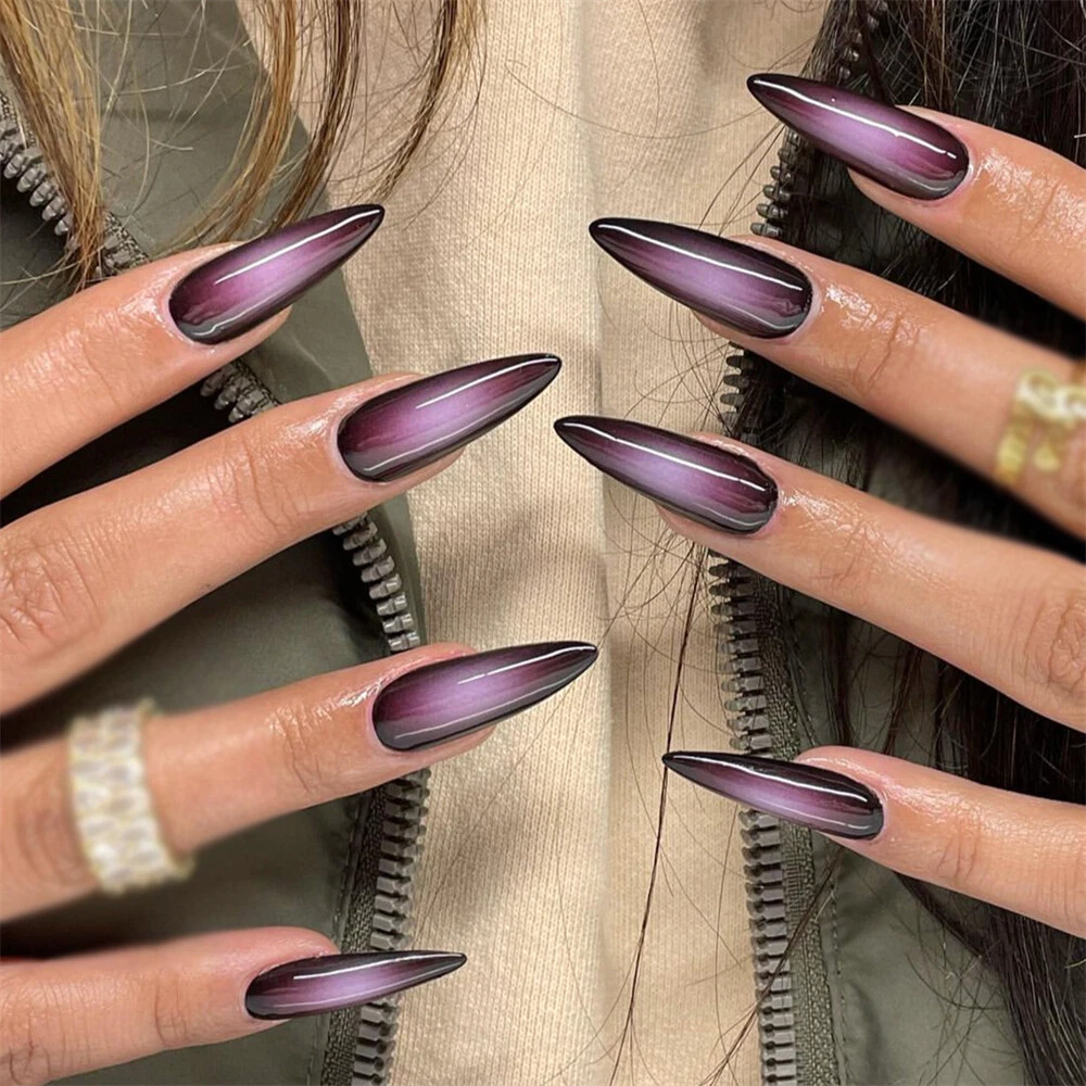 dark nail art