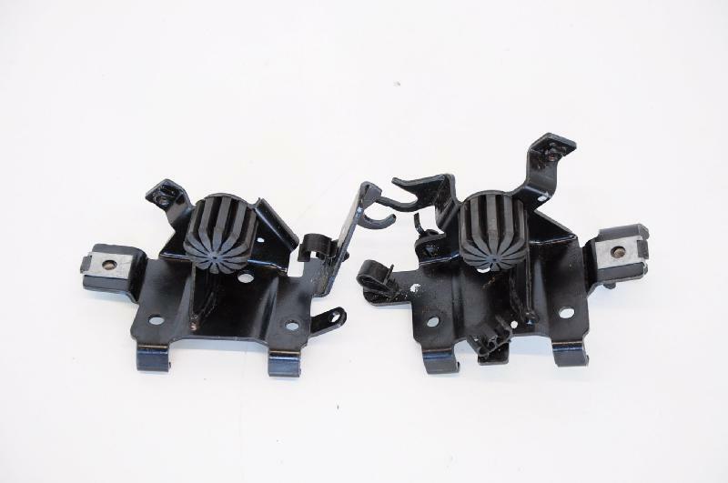 2014 BMW R 1200 GS FUel petrol tank mounting bracket set 4224282 