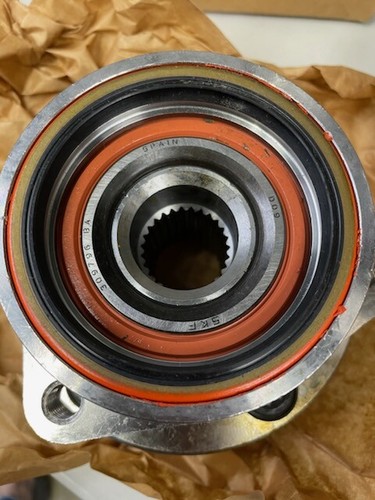 OMIX ADA WHEEL FRONT BEARING AND HUB 84-89 JEEP XJ 87-89 YJ #1670506 - Picture 2 of 4
