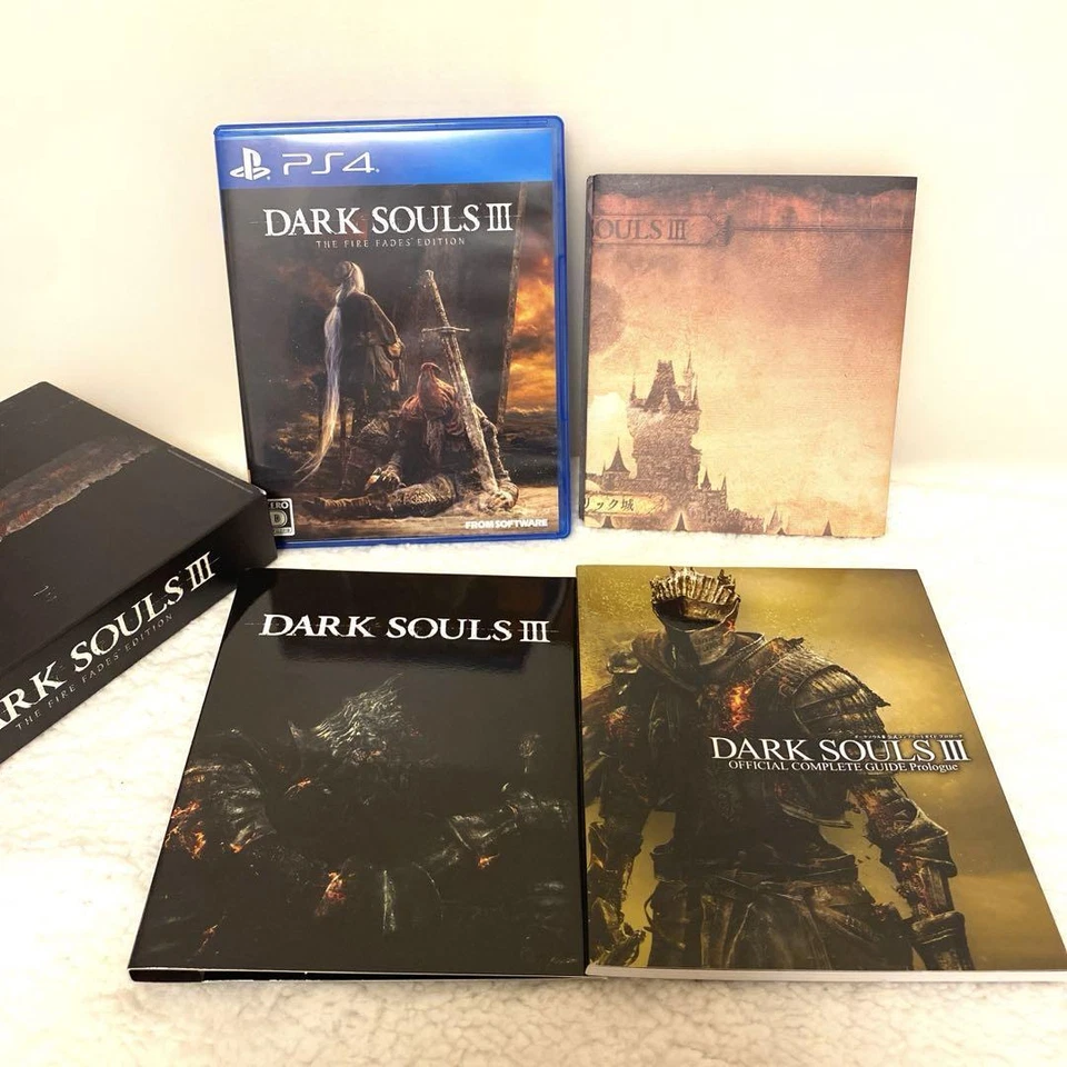 Dark Souls III The Fire Fades Edition PS4 Limited Bonus Soundtrack CD Map & Book - Image 4 of 4
