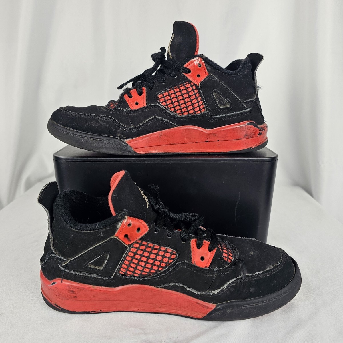 Nike Air Jordan 4 OG Red Thunder Crimson PS Youth Size 2Y Nike Air Jordan 4 OG Red Thunder Crimson PS Youth Size 2Y