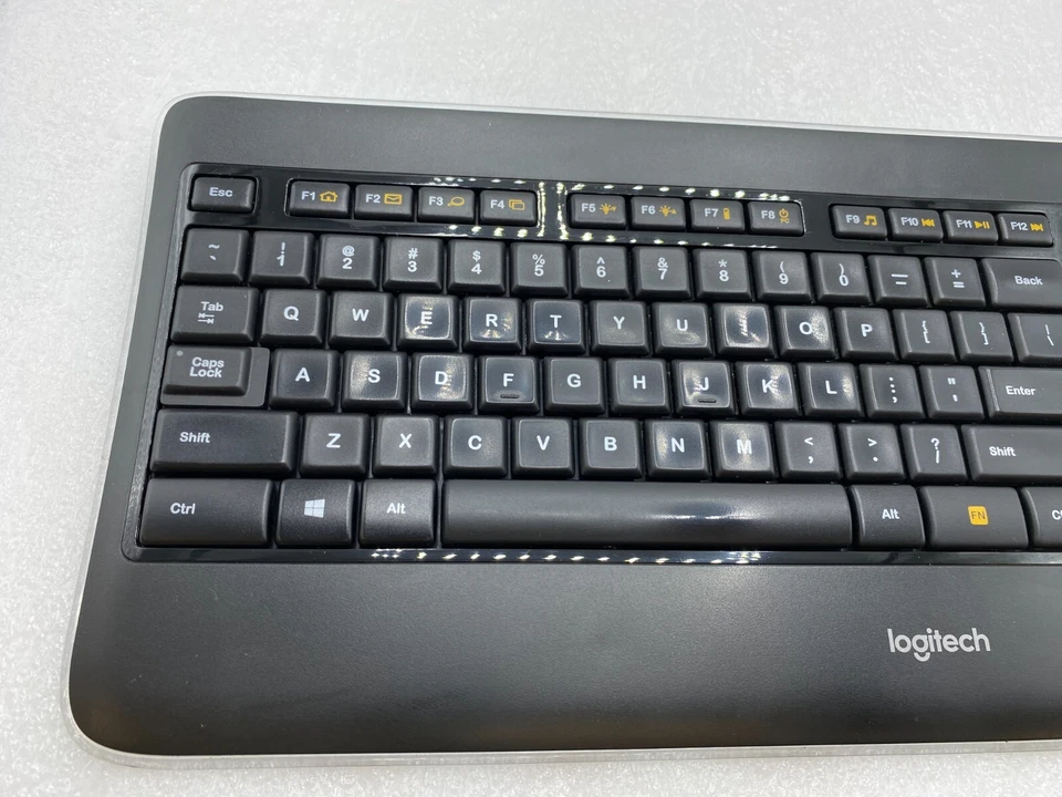 Logitech K800 (Y-R0065) с подсветкой беспроводная клавиатура - без ключа Бесплатная доставка - Изображение 2 из 4