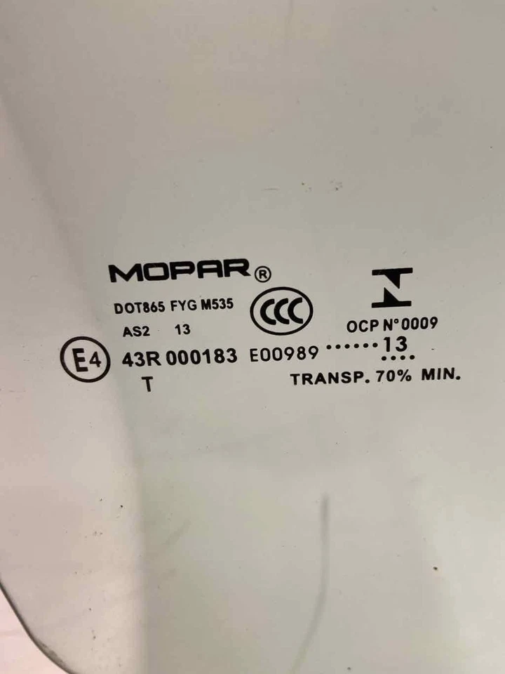 Front Door Window Glass 2007 - 2017 JEEP COMPASS Right Passenger RH Passenger Foto 3 de 3