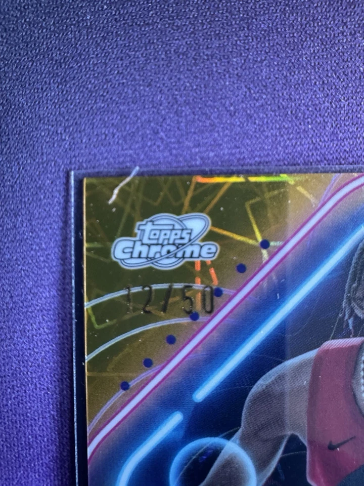 2024 Topps Chrome Cosmic Basketball #CCAV-10 Immanuel Quickley Gold Auto /50 - Image 2 of 3