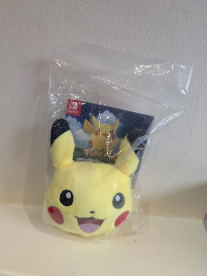 Pokemon Let’s Go Pikachu Plush Keyring - official Nintendo - new and sealed - image 1 of 2