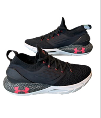 Size 9.5 - Under Armour HOVR Phantom 2 Black