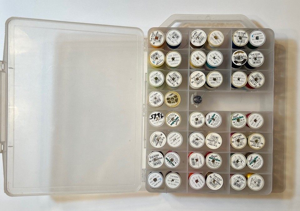 Sewing & Crafts Embroidery Thread Spools mixed lot Various Colors