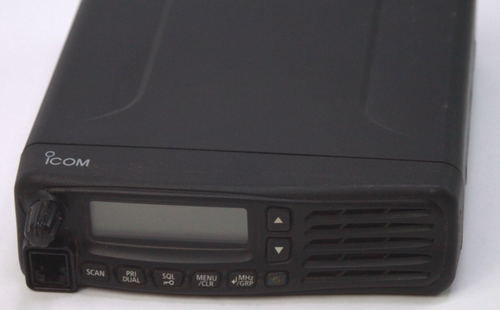 Icom IC-A120 VHF Airband Transceiver 200 Memory Channels LCD READ - Zdjęcie 2 z 4