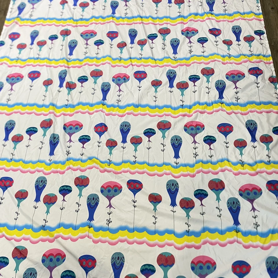 Juego de sábanas planas y ajustables Trolls 2 World Tour Twin Color Your World súper suaves Foto 2 de 4