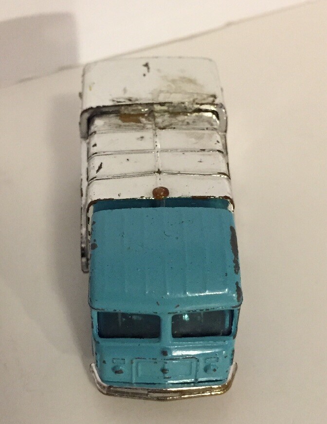 Vintage Husky S & D Refuse Van England Great Britain Die Cast Blue Tint Windows thumbnail 2