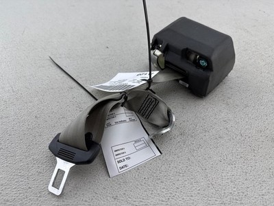 2008 - 2012 Audi A4 S4 A5 S5 Rear Left Side Seat Belt Retractor Oem