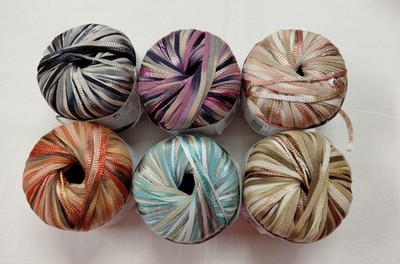 50g Wolle - Bändchengarn, ''Blues Print'' von Katia