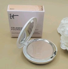 It Cosmetics Celebration Foundation Illumination Medium 0.30 oz New In Box 