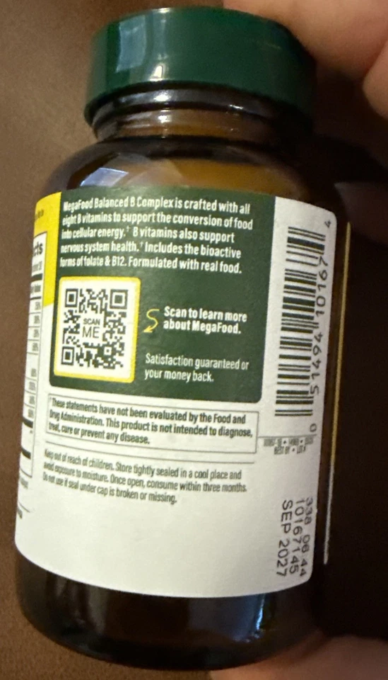 MegaFood Balanced B Complex 30 Comprimidos Sin Lácteos, Sin Gluten, Sin Soja Exp9/27 Foto 3 de 4