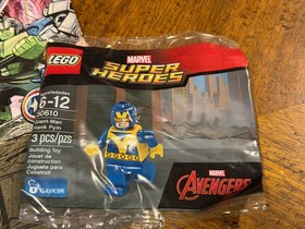 30610 LEGO Marvel Super Heroes Giant Man Hank Pim Polybag, Brand New (2017)