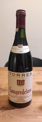 Torres Sangre de Toro Rotwein von 1989