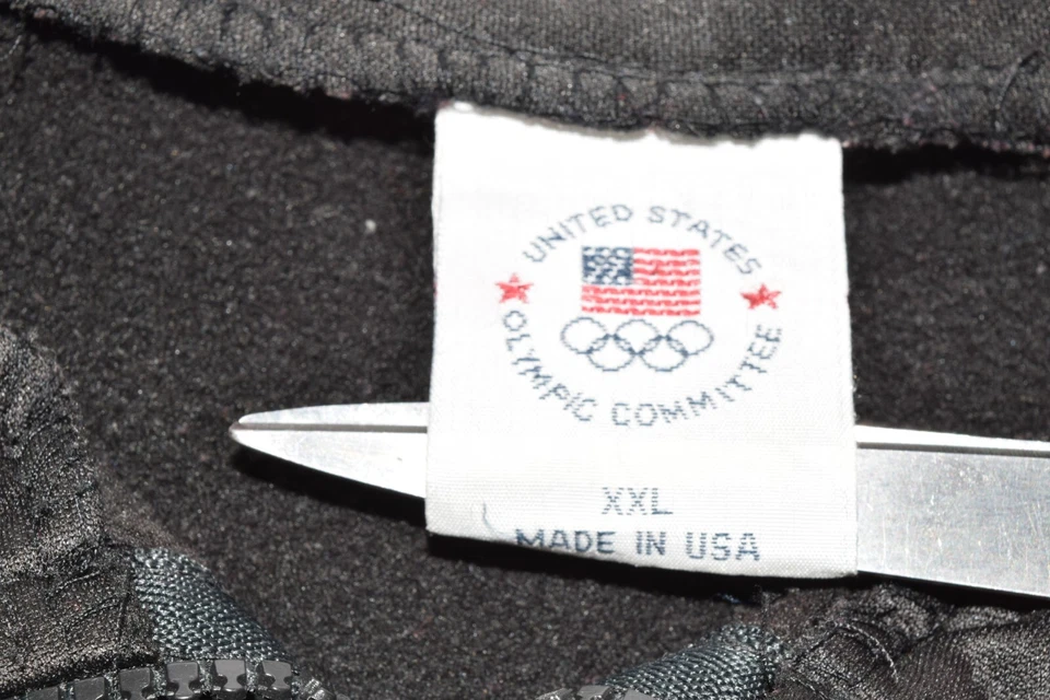 Chaqueta De Colección Comité Olímpico de EE. UU. XXL Años 90 Negro Brillante Anillos Olímpicos Hecha en EE. UU. Foto 3 de 4