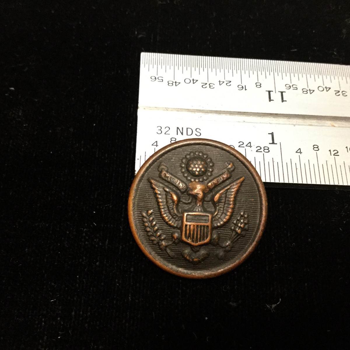 original vintage metal Military/Uniform Button: New York