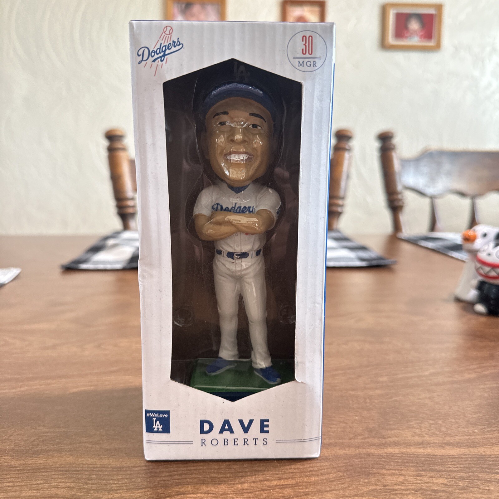 DAVE ROBERTS LA Dodgers Manager BOBBLEHEAD Rare SGA - 2016