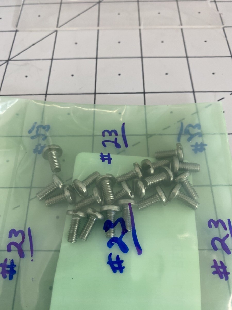 Applied Materials Screw Mach BDG HD 8-32 x 3/8L Slot SST PN Applied Materials Screw Mach BDG HD 8-32 x 3/8L Slot SST PN