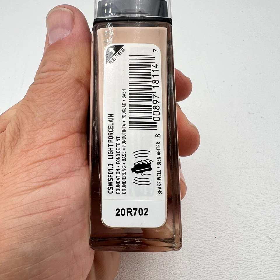 NYX PROFESSIONAL MAKEUP Can't Stop Won't Stop Foundation Light Porcelain Matte - Image 3 of 4