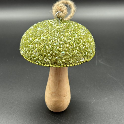 Grün Pilz Ornament Pailletten Perlen Holz hängend Cracker Fass 4,5" hoch