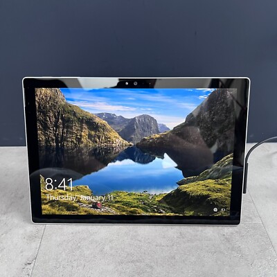 Microsoft Surface Pro 4 i5 6300U,4GB RAM,128GB SSD Silver Tested