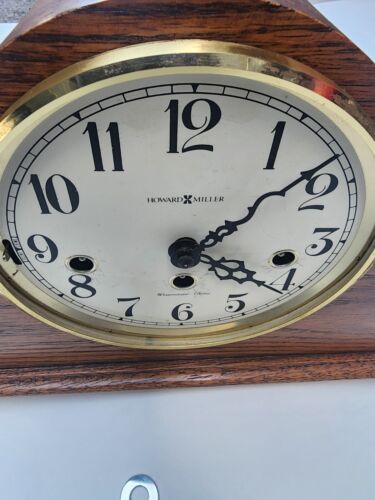 Vintage Estate Howard Miller German Mantel Mantle Clock Model #612-618 - Picture 4 of 4