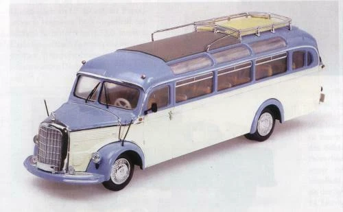 Bus miniatures 1:43 Mercedes