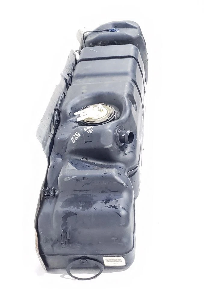Fuel Tank 6.6L Diesel RWD With Sender OEM 2001 2002 03 Chevrolet Silverado 3500 - Изображение 2 из 4