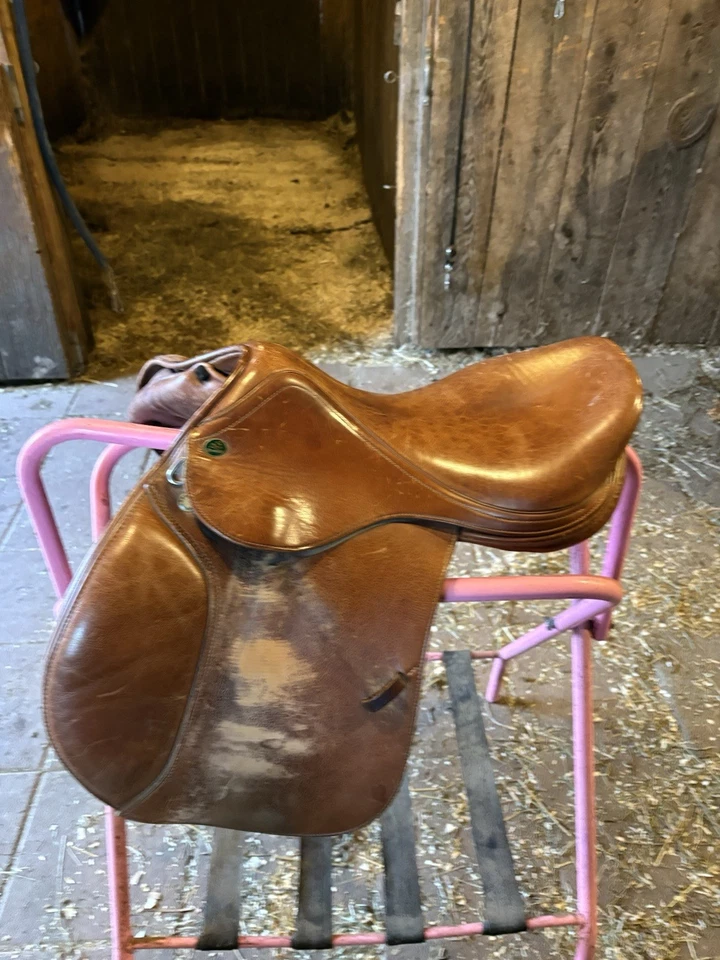 Sillín inglés 15” Prestige Foto 3 de 4