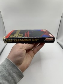 Nintendo NES CLEANING KIT CIB Box torn See Photos